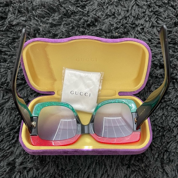 GG0083S Oversize Gucci Glasses - Picture 5 of 5